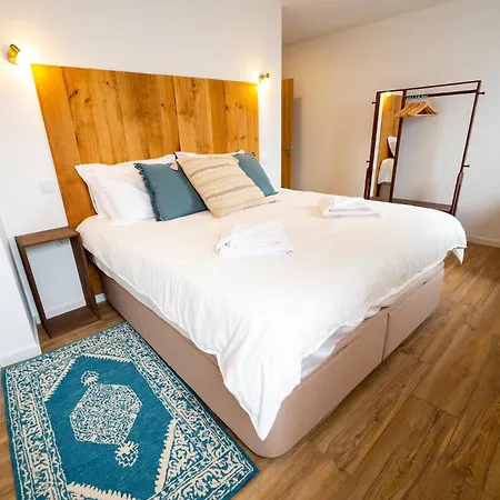 Mira D'ouro Apartament *